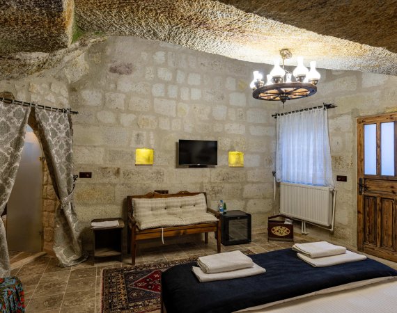 Jakuzili Kaya Suit Oda - 204